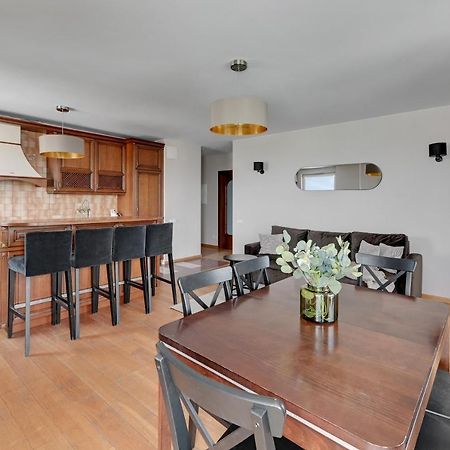 Top Floor Z Widokiem Na Morze By Downtown Apartments Gdansk Exterior photo